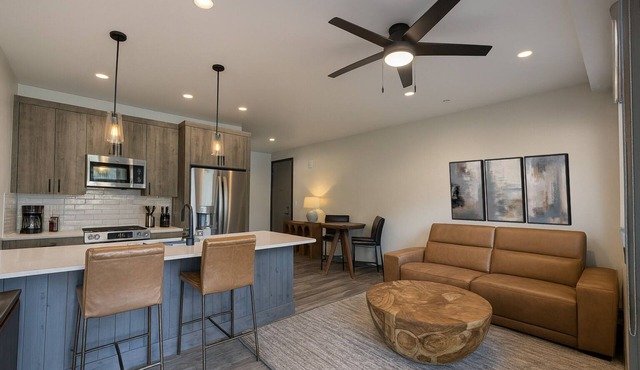 NEW Romantic 1 Bed/1 Bath Getaway Across From Purgatory Resort