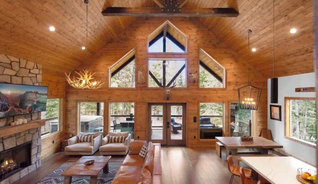One of a Kind Cabin w/Covered Deck, Spa, & Games!