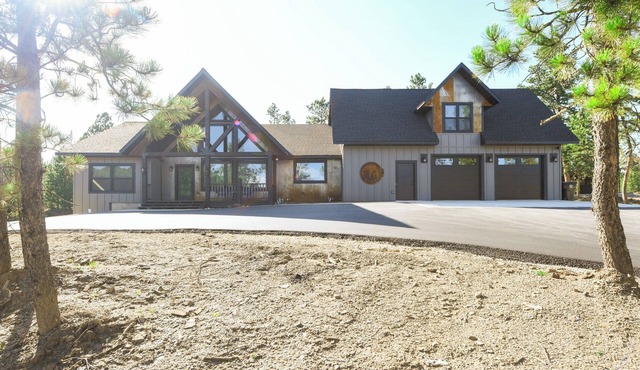 Open Floor Plan, Walking Distance to Clubhouse, 4400+ Sq. Ft. Large Driveway!