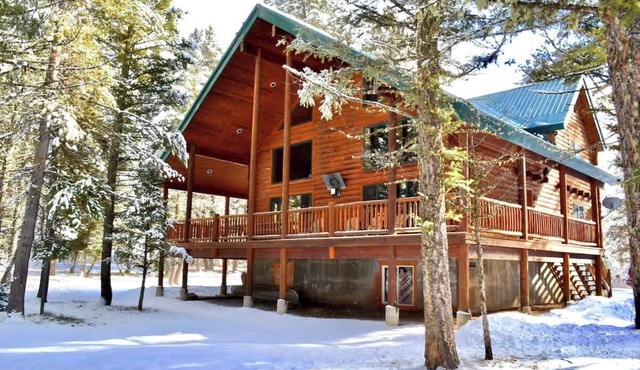 Pine Mt Lodge* 6Br, 3.5Ba, Wifi, 42 Miles to YNP