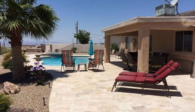 Poolside Panorama- Perfect Lake view