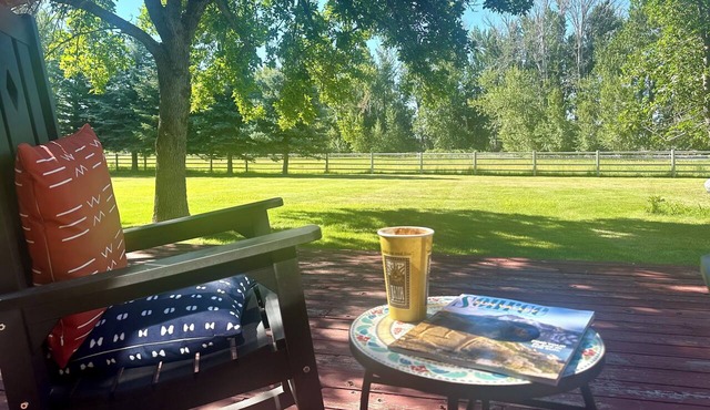 Private Luxurious 3BR Bellevue Retreat with Hot Tub & Game Room Near River