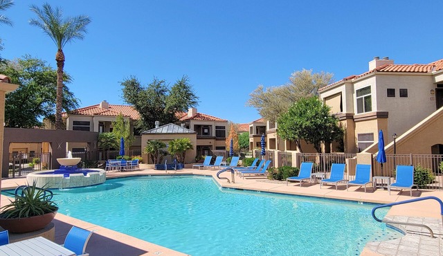 Private North Scottsdale Condo - Pool, Spa, Sauna & Outdoor Kitchen
