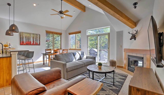 Riverfront Silverthorne Condo Near Skiing!