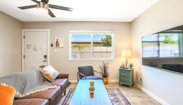 Rustic 2 Bedroom Canyon Suite Biltmore Camelback