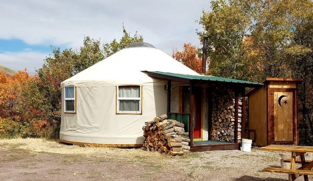 Secluded Cozy Yurt for Luxury Camping near Pocatello, Idaho