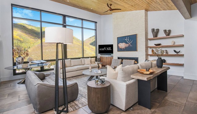 Sequoia Chalet | 5BR Vail Luxury Retreat, AC, Hot Tub, Views