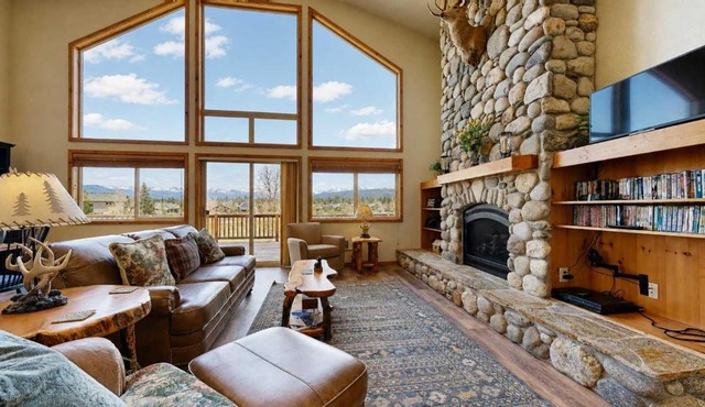 Spacious McCall Home Near Golf Course