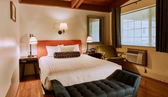 Timbers Inn