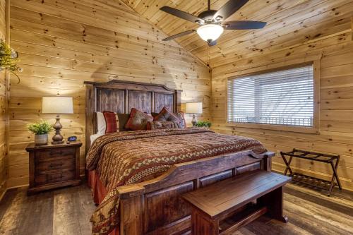 Top Notch Lodge, Indoor Pool, Theater Room, Game Room, Stunning Mtn Views