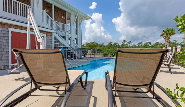 Topsail Shores Inn