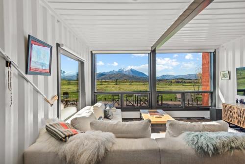 Valinor Ranch, Thirty-Five Acres Above the Valley