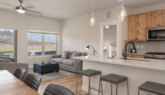 Wagon Wheel At Rendezvous 3 Bedroom Home