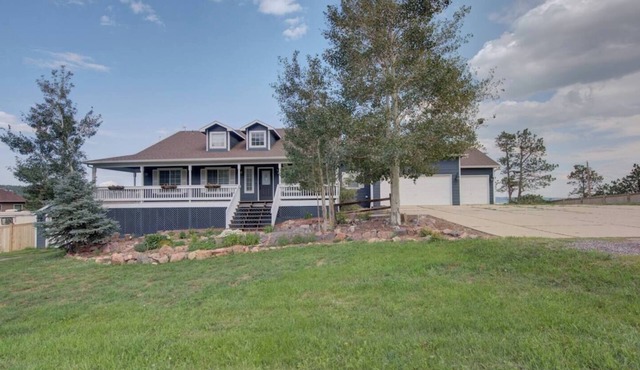 Walkout: Raspberry Mountain Family Farmhouse