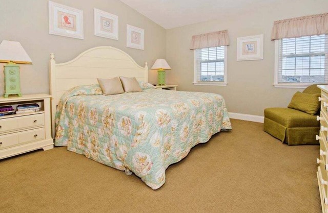 T Retreat Devil Hills 