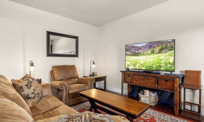 Whitefish Condo | 2 bedroom condo in Downtown Whitefish, Close To Glacier Park, Skiing And Golf