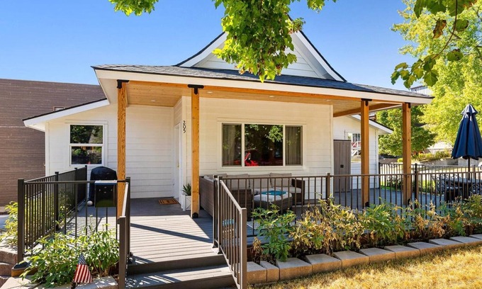 Whitefish House | 3 Bedroom House in the Heart of Downtown Whitefish!