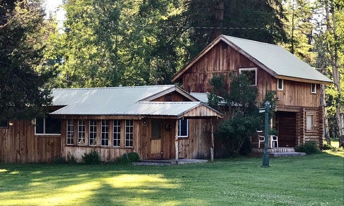 Seeley Lake Cabin | Bitterroot @ Seven Timbers-Log cabin in beautiful setting with lake access.