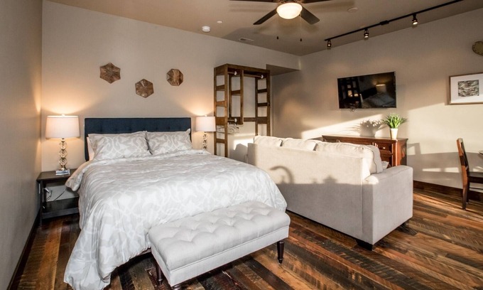 Whitefish Condo | Cana Loft 203 - Beautiful Studio in the Heart of Downtown Whitefish!