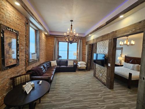 Miles City Hotel | Eaglescape Suites and Event Center