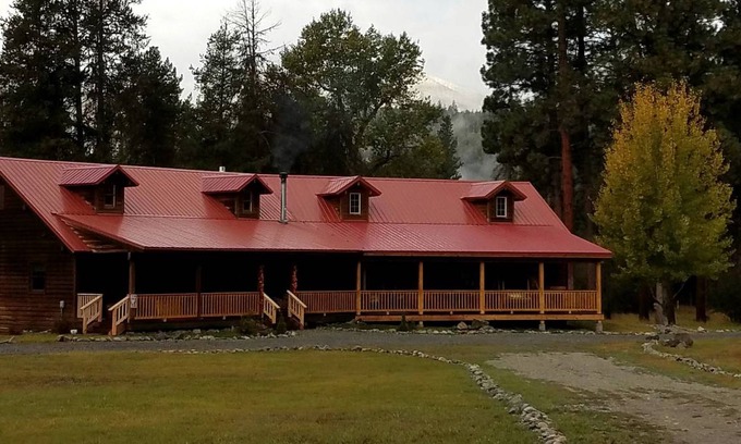 Darby Cabin | Lodge ∙ 1 bedroom ∙ 2 guests