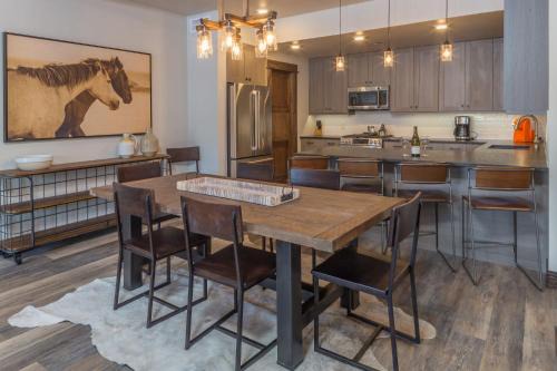 Big Sky House | Mountain Lake Condo - Unit 102B