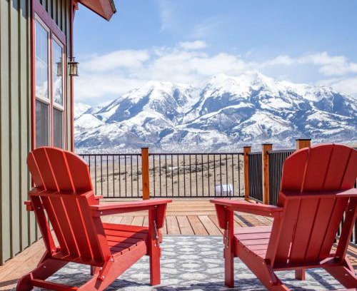 Emigrant House | Sapphire Solace