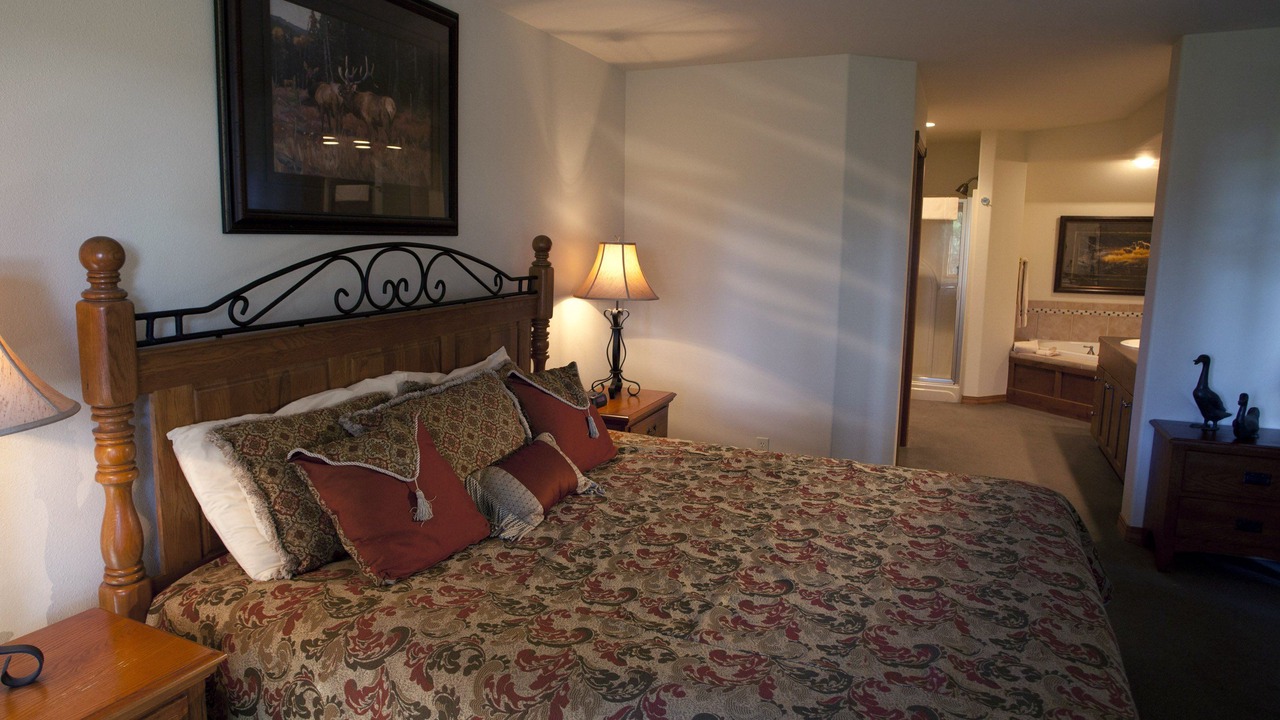 Photo of Bedroom in Columbia Falls