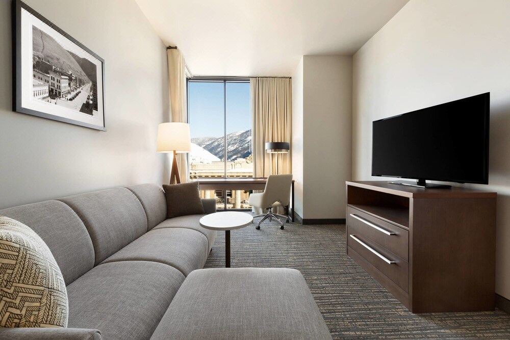 Photo of Livingroom in Heart of Missoula