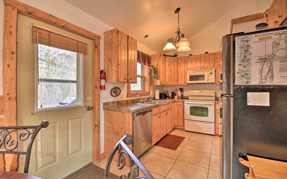 Photo of Kitchen in McLeod