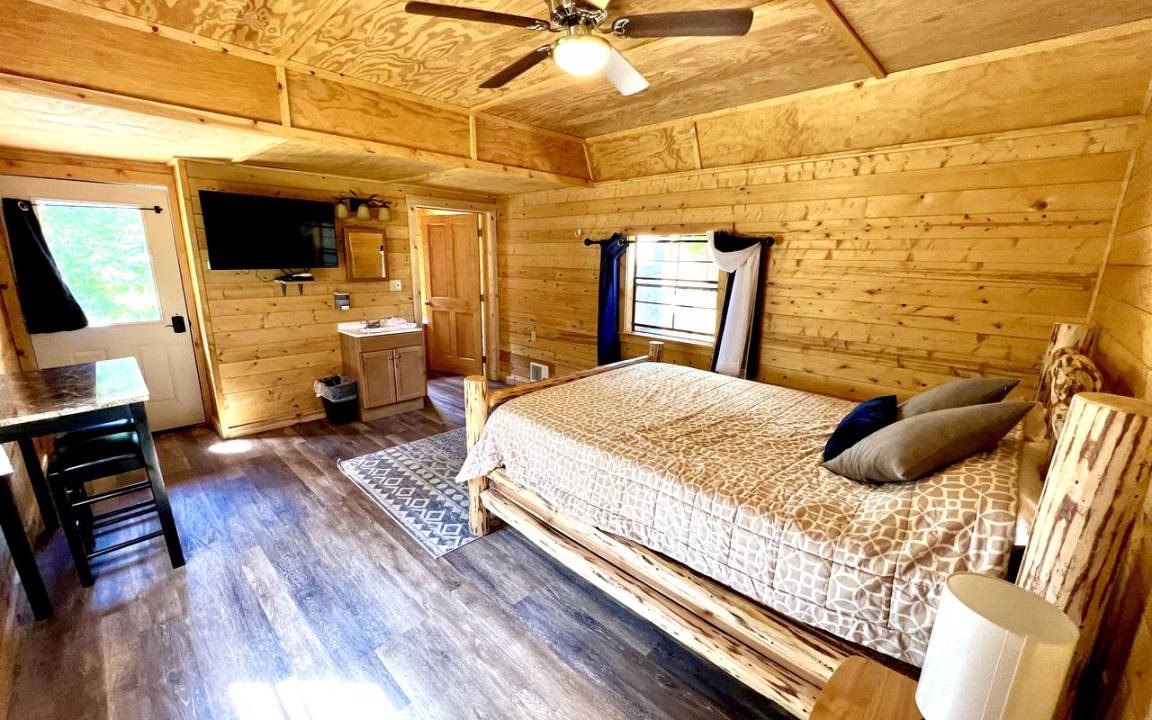 Photo of Bedroom in West Glacier