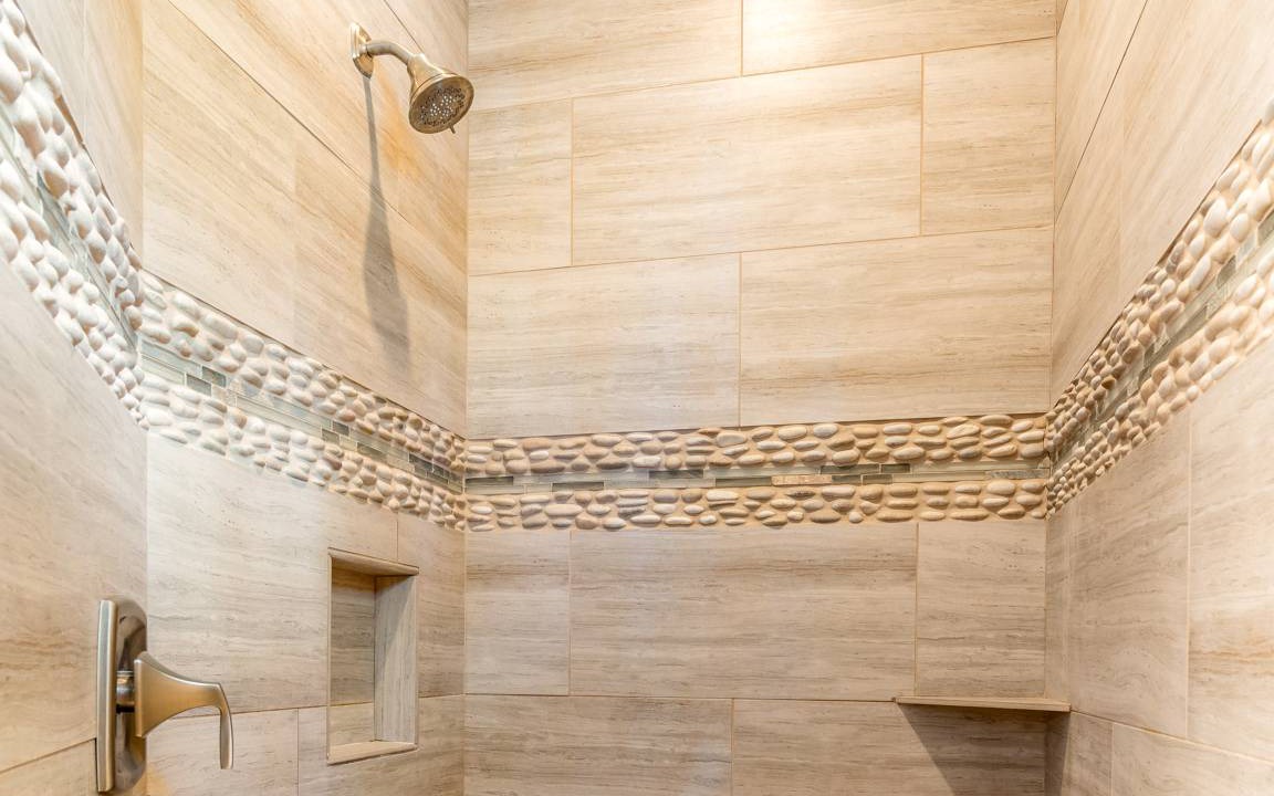 Photo of Bathroom in Lakeside