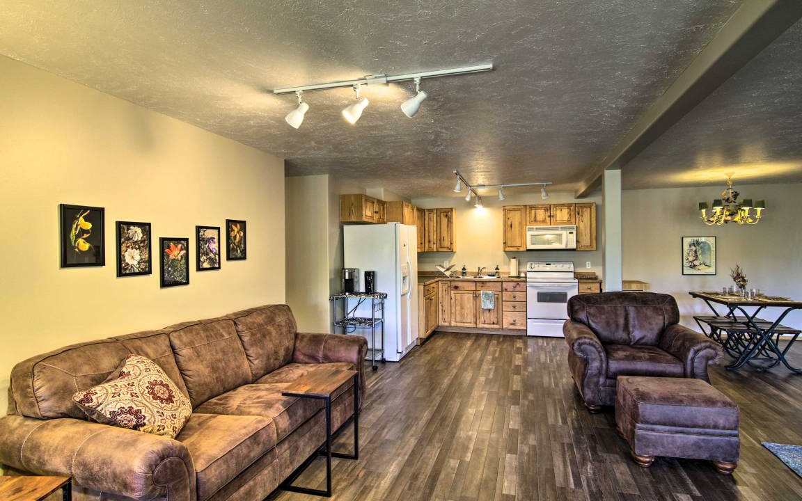 Photo of Livingroom in Bozeman