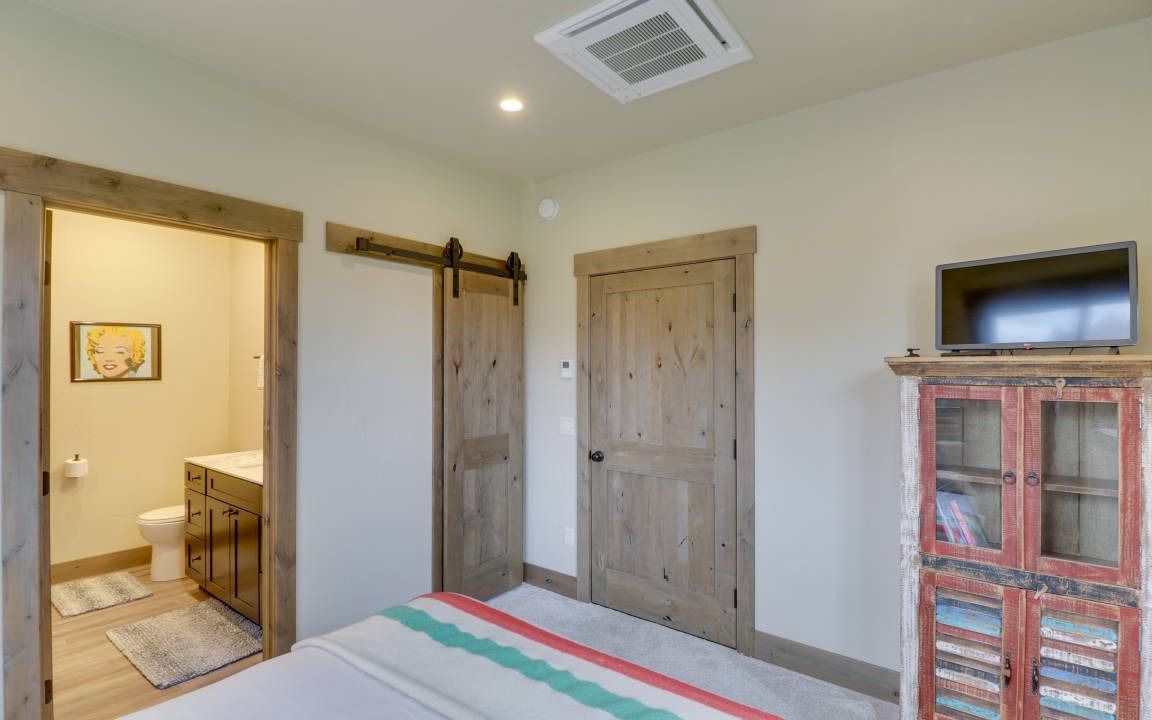 Photo of Bedroom in Woods Bay