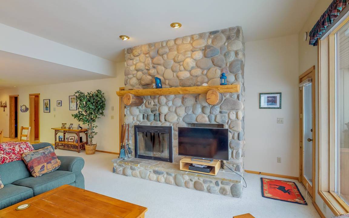 Photo of Others in Big Sky Meadow Village