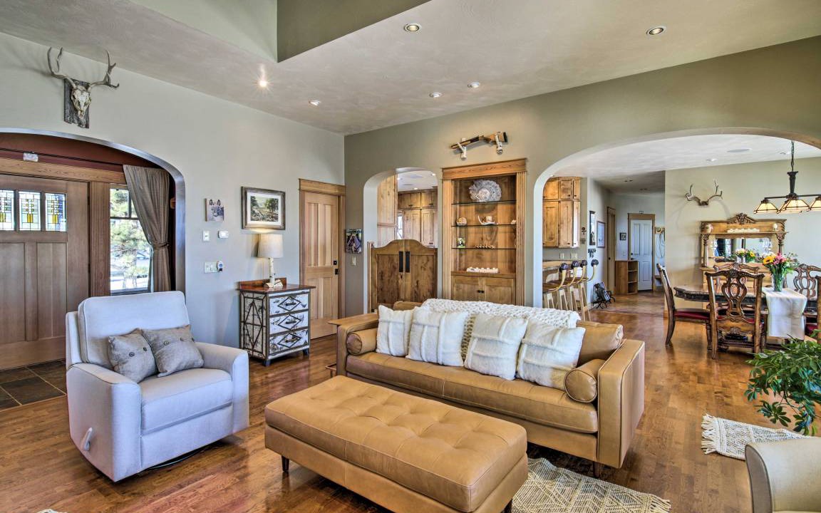 Photo of Livingroom in Bozeman