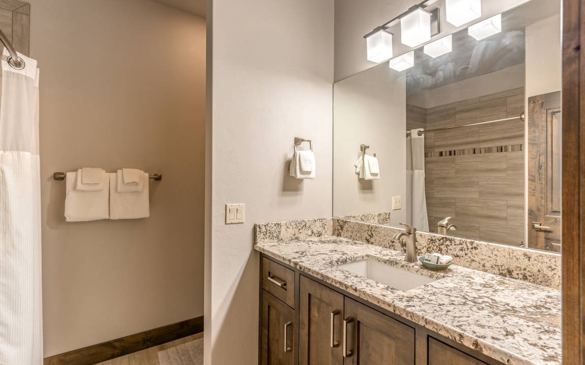 Photo of Bathroom in Lakeside
