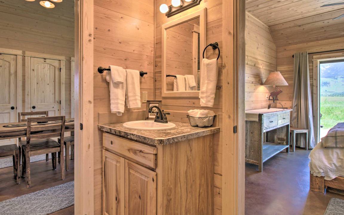 Photo of Bathroom in Livingston