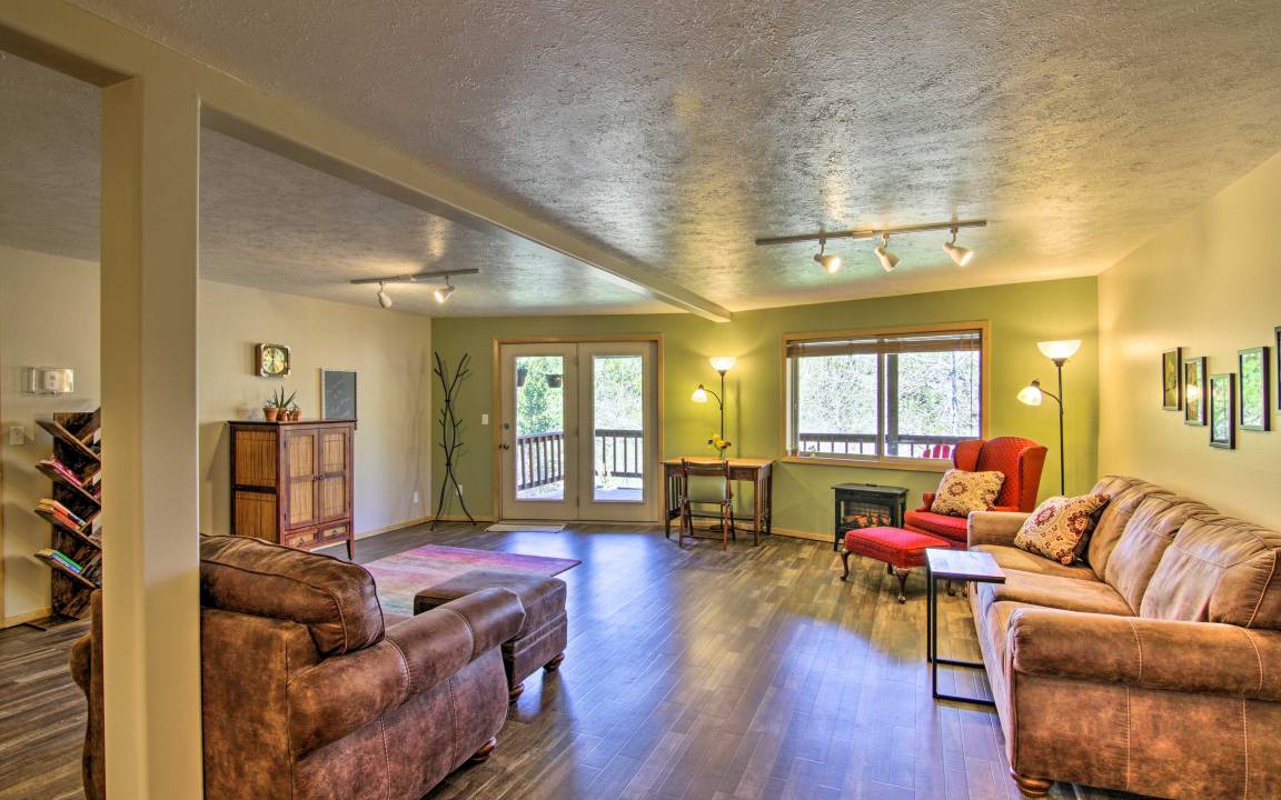 Photo of Livingroom in Bozeman