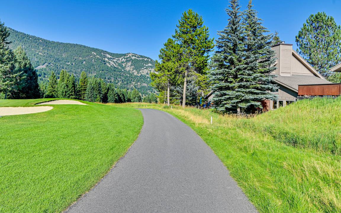 Photo of Others in Big Sky