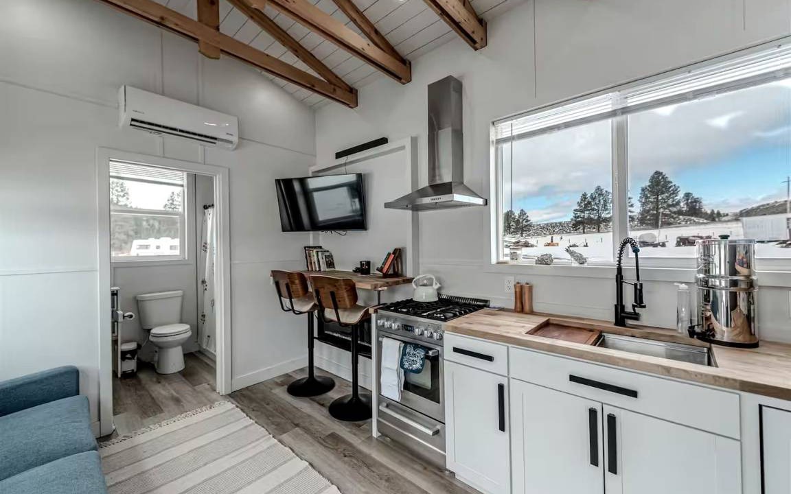 Photo of Others in Ovando