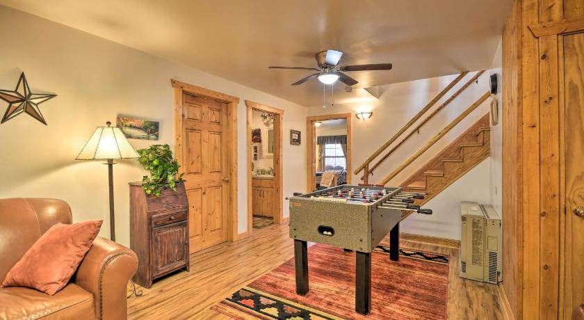 Photo of Livingroom in McLeod