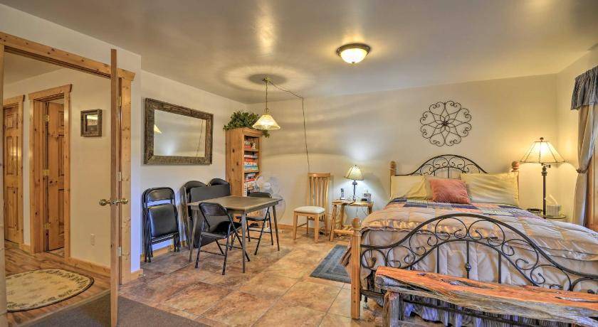 Photo of Bedroom in McLeod