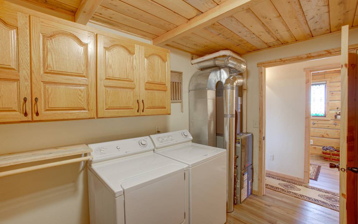 Photo of Others in Roberts