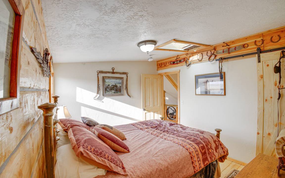 Photo of Others in Roberts