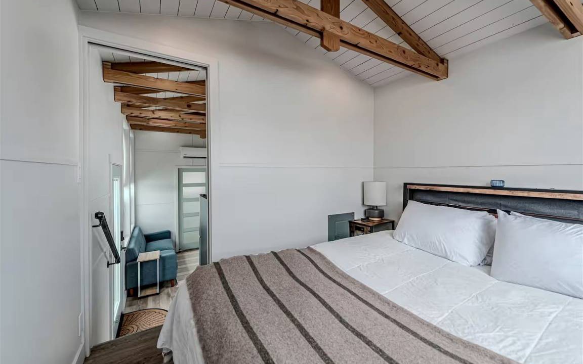 Photo of Others in Ovando