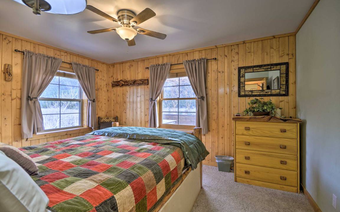 Photo of Bedroom in McLeod