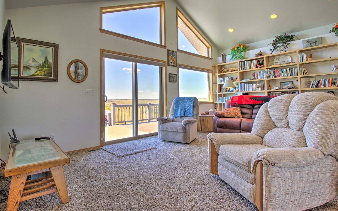 Photo of Livingroom in Sweet Grass County