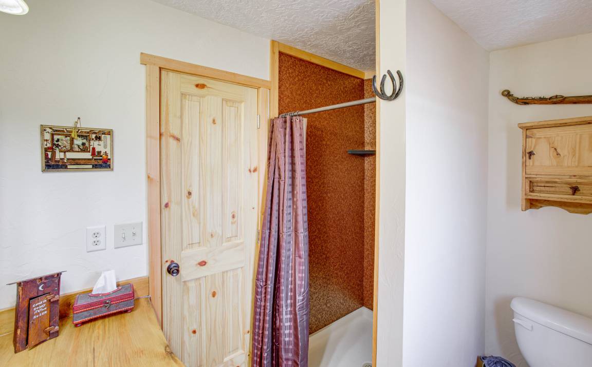 Photo of Others in Roberts