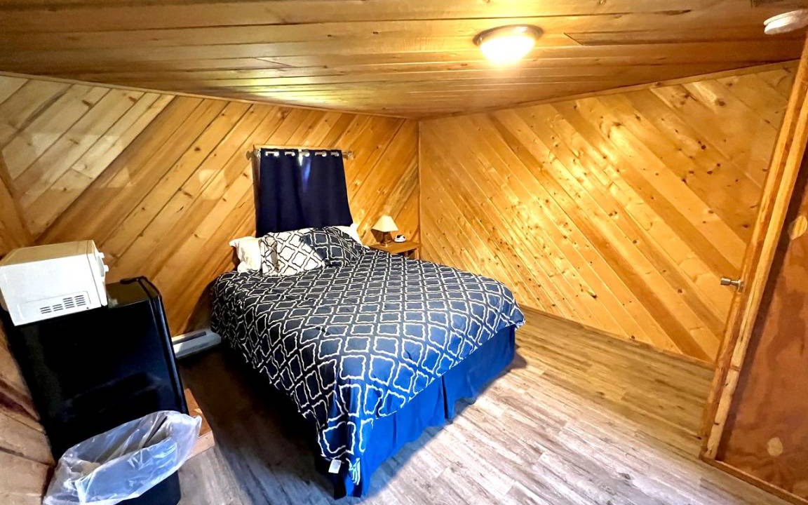 Photo of Bedroom in West Glacier